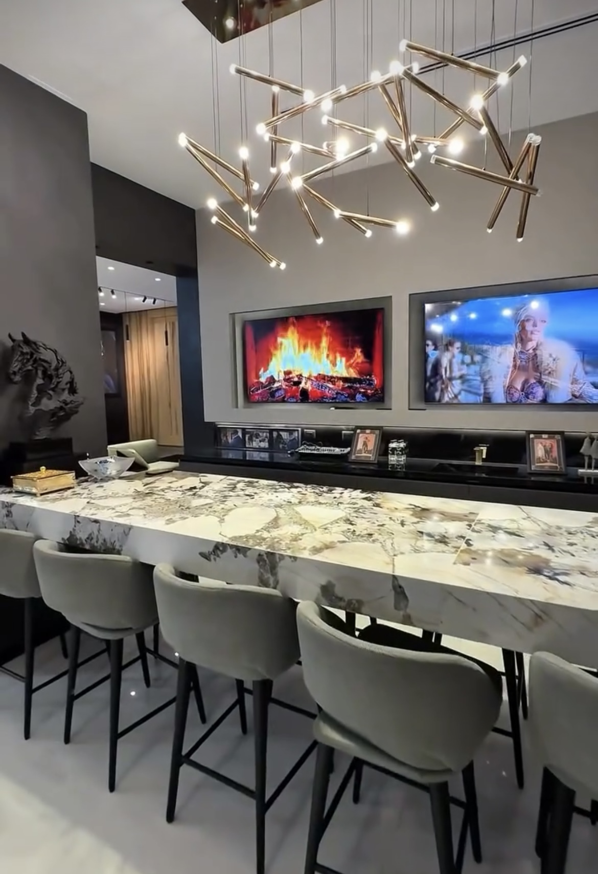Curated dining experiences